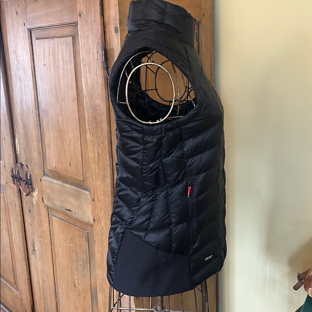 The North Face Women's Summit Series 800 Black Insulated Vest - Picture 6 of 12